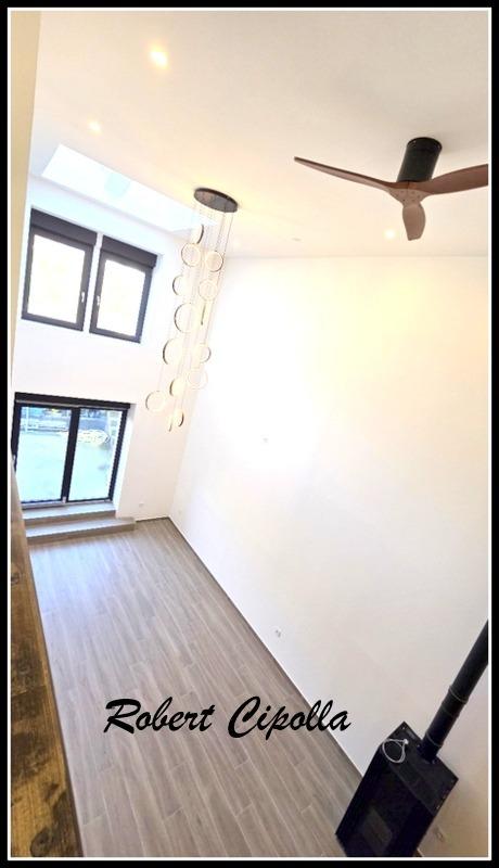 Maison - 165 m² - 6 pièces