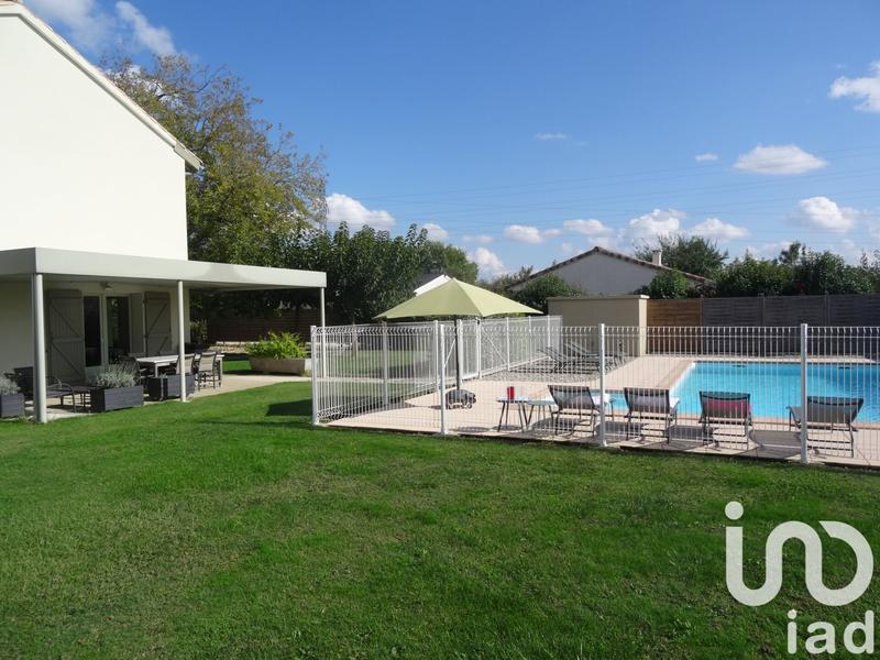 Maison - 354 m² - 14 pièces