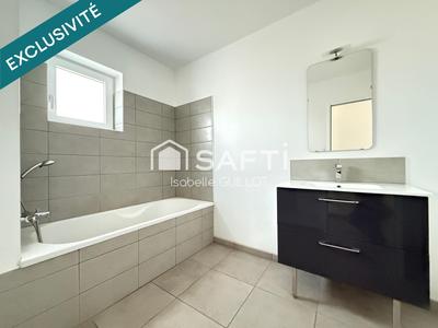 Maison - 108 m² - 4 pièces