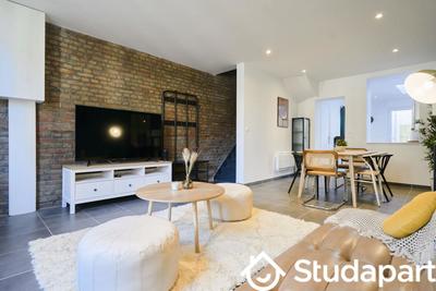 Chambre - 10 m² - 1 pièce