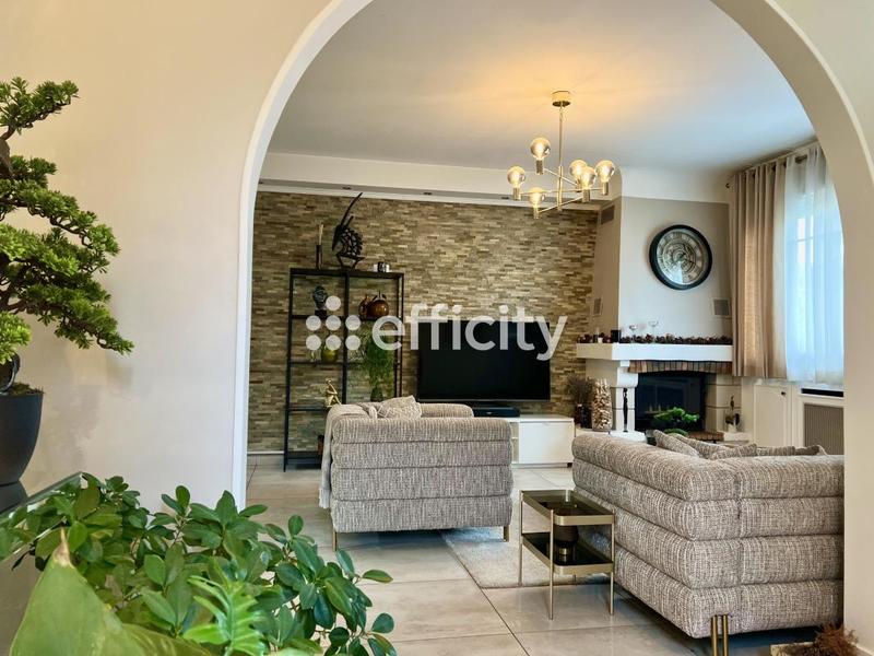 Maison - 131 m² - 7 pièces