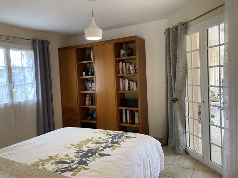 Maison - 185 m² - 9 pièces