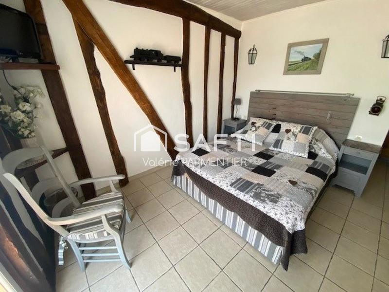 Maison - 241 m² - 9 pièces