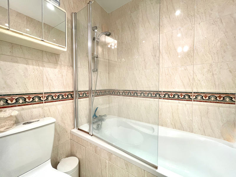 Appartement - 101 m² - 4 pièces