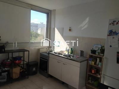 Appartement - 75 m² - 3 pièces