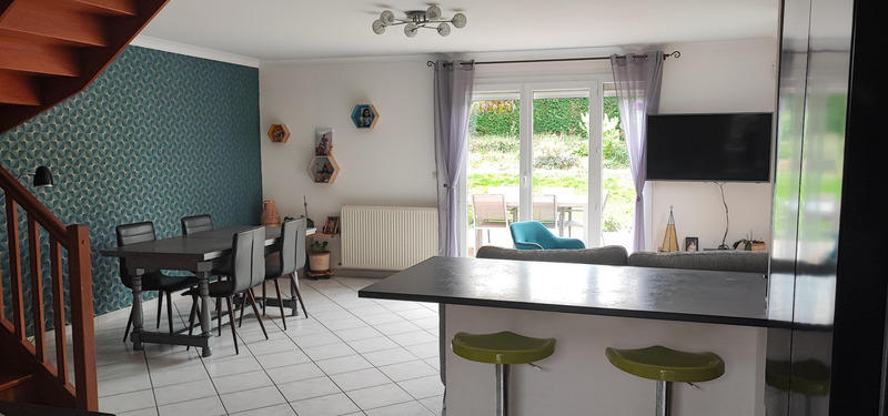 Maison - 94 m² - 5 pièces