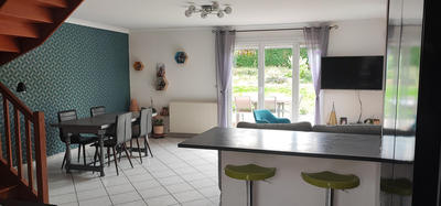 Maison - 94 m² - 5 pièces