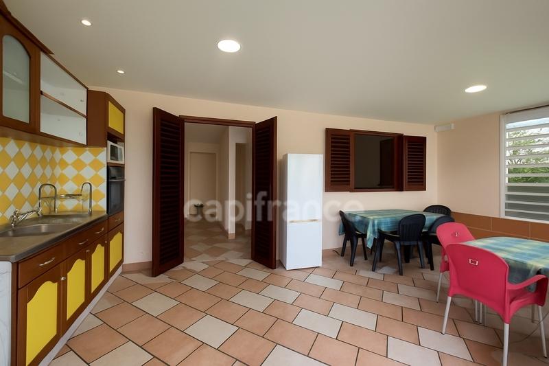 Maison - 171 m² - 4 pièces