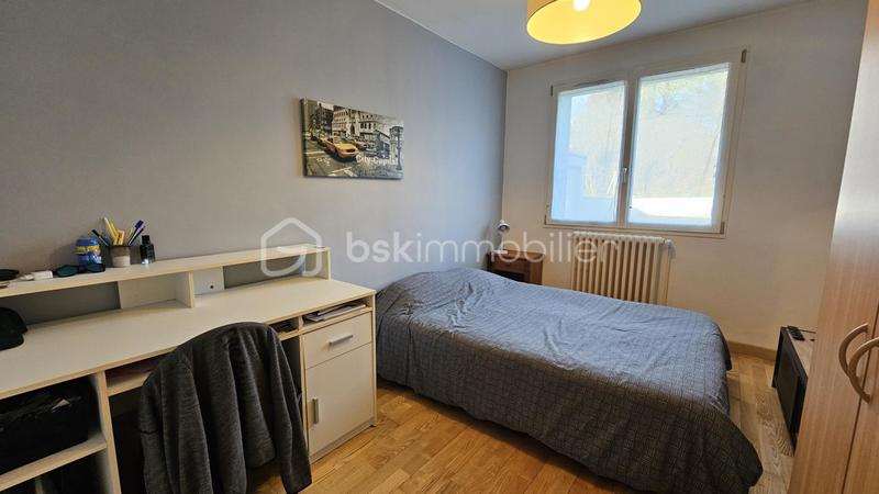 Appartement - 75 m² - 4 pièces