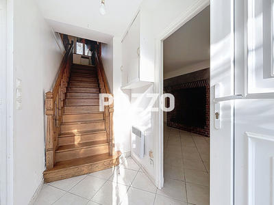 Maison - 105 m² - 5 pièces