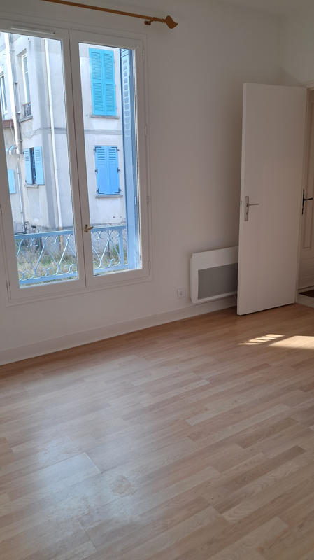 Bureau - 30 m² - 2 pièces