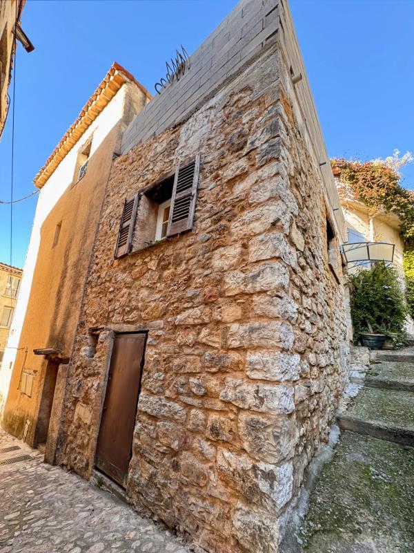 Maison de village - 90 m² - 3 pièces