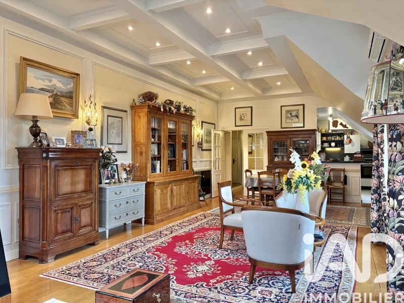 Appartement - 127 m² - 5 pièces