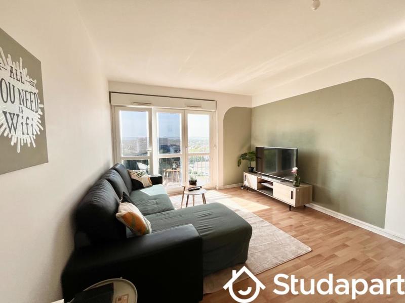 Chambre - 10 m² - 1 pièce