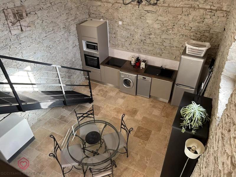 Maison de village - 405 m² - 13 pièces