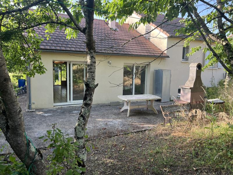 Maison - 105 m² - 5 pièces