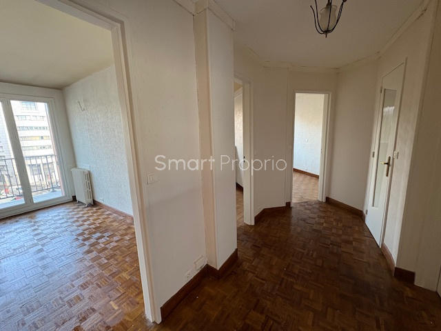 Appartement - 80 m² - 3 pièces