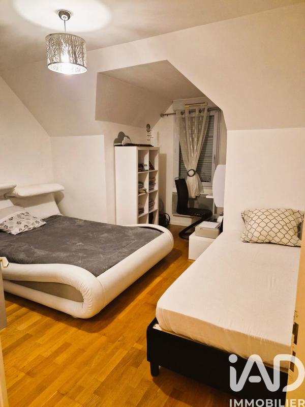 Maison - 140 m² - 6 pièces