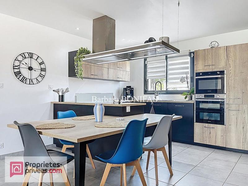 Maison - 102 m² - 5 pièces