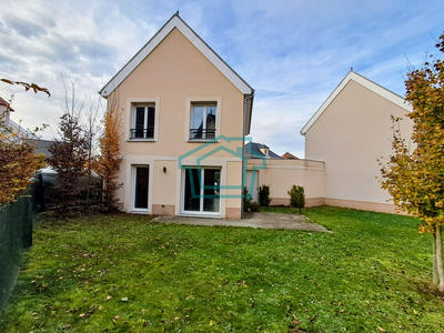 Maison - 81 m² - 5 pièces