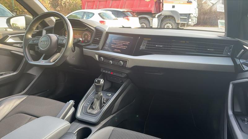 Audi A1 1.0 Tfsi 116 s-Tronic7 s line