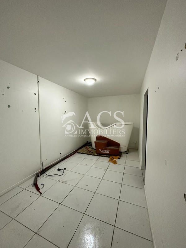 Local commercial - 178 m²