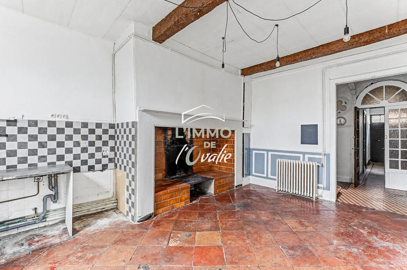 Maison - 327 m² - 9 pièces