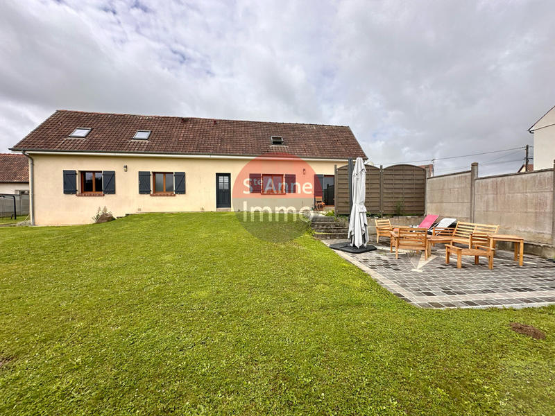 Maison - 211 m² - 8 pièces