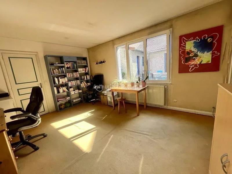 Maison - 226 m² - 7 pièces