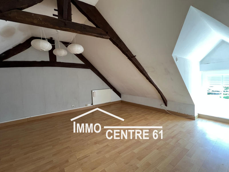 Maison - 218 m² - 8 pièces