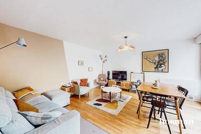 Appartement - 90 m² - 4 pièces