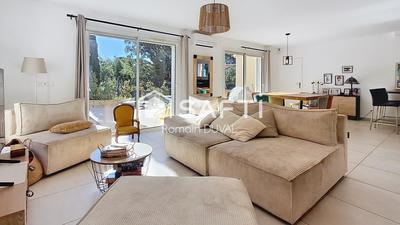 Maison - 121 m² - 5 pièces