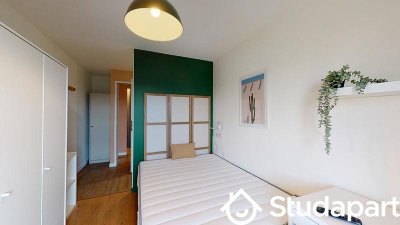 Chambre - 11 m² - 1 pièce