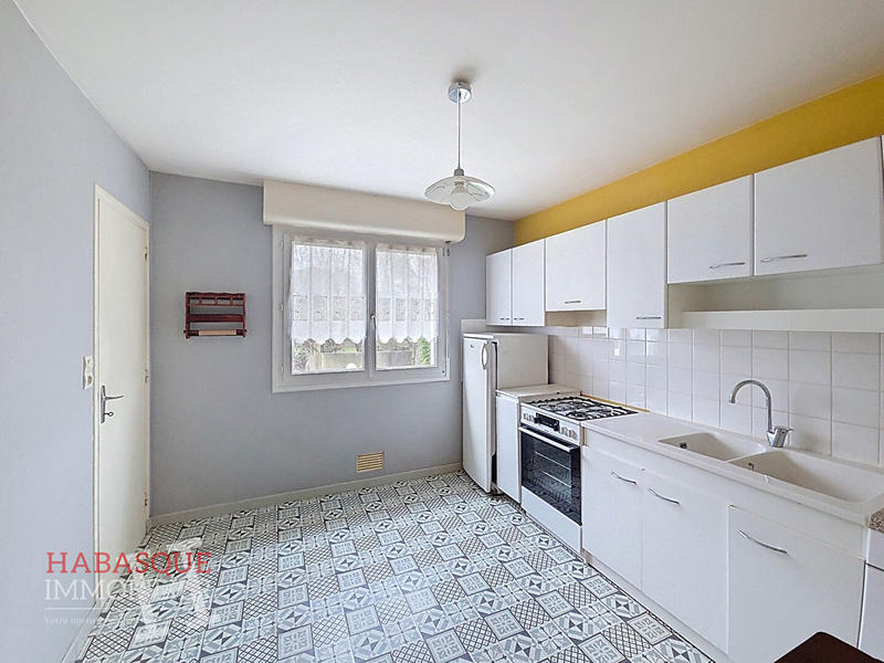 Appartement - 83 m² - 3 pièces