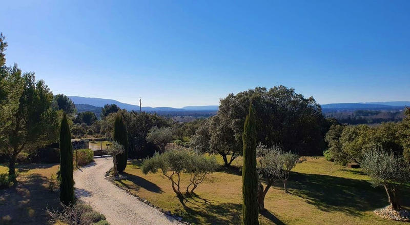 Propriété - 300 m² - 12 pièces