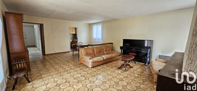 Maison - 243 m² - 9 pièces