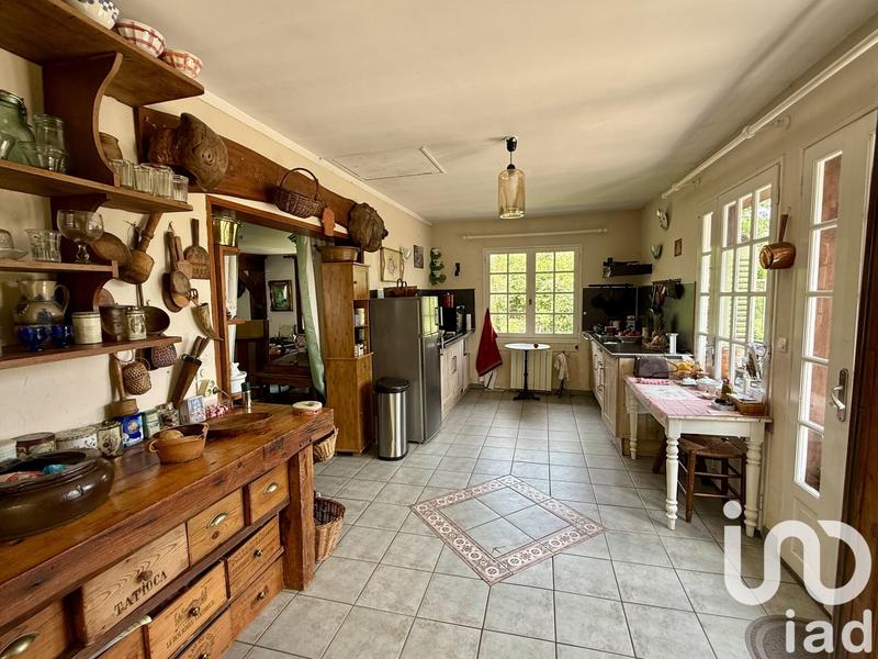 Appartement - 207 m² - 8 pièces