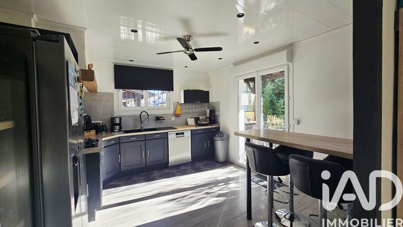 Maison - 189 m² - 5 pièces