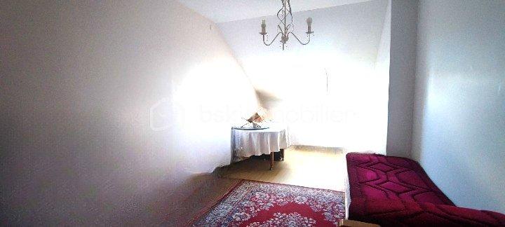 Maison jumelée - 110 m² - 5 pièces