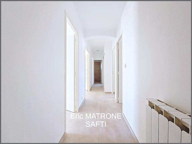 Maison de ville - 95 m² - 4 pièces