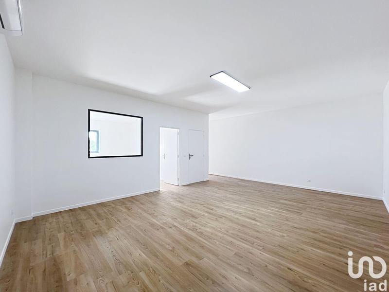 Local commercial - 200 m²