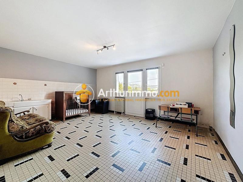 Maison - 189 m² - 8 pièces