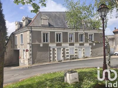 Maison de ville - 244 m² - 6 pièces