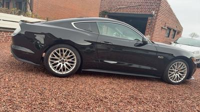 Ford Mustang VI 5.0 V8 421 Fastback