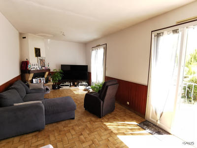Maison - 83 m² - 7 pièces
