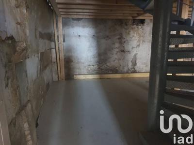 Maison - 300 m² - 5 pièces