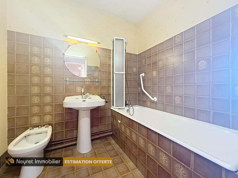 Appartement - 95 m² - 4 pièces