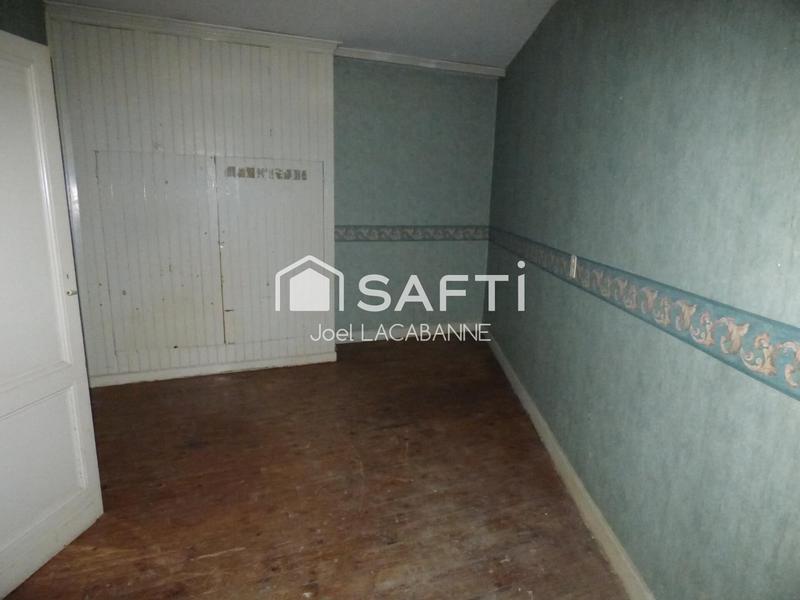 Maison - 180 m² - 8 pièces