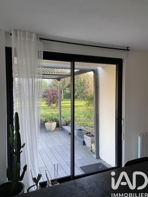 Maison - 200 m² - 8 pièces