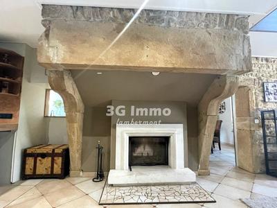 Maison de village - 280 m² - 7 pièces